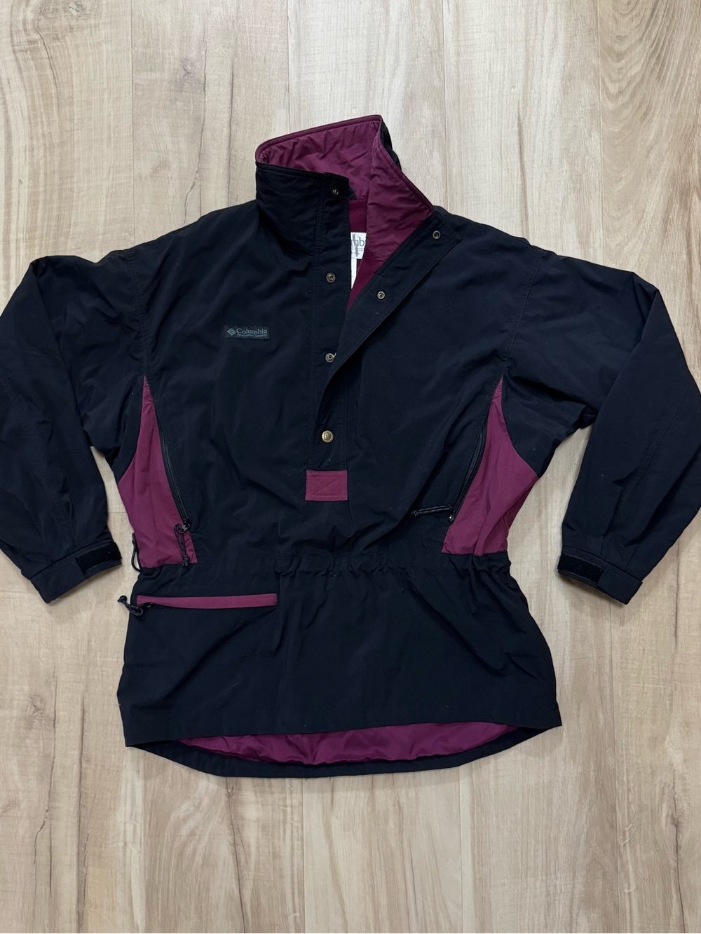 90’s Columbia Black and Burgundy Pull-Over windbreaker Jacket
